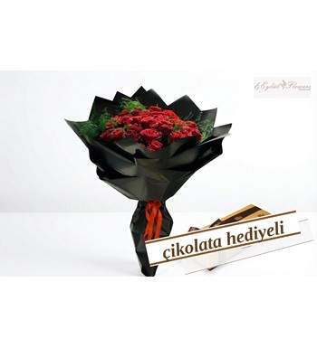 25 li Kırmızı Gül Buketi ve Çikolata Hediyeli