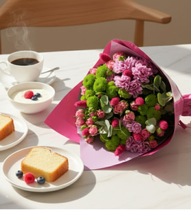Pembe Bukette Kasımpatı Gül ve Papatyalar