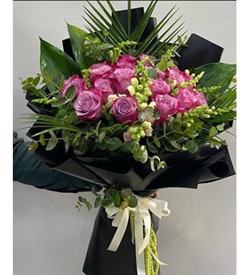 Zamansız Şıklık Pembe Gül Buketi